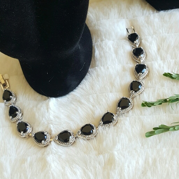 Faux onyx bracelet - Picture 2 of 3